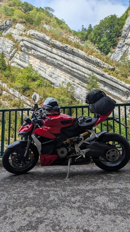 Ducati Streetfighter V2 (2022 - 24) (2)