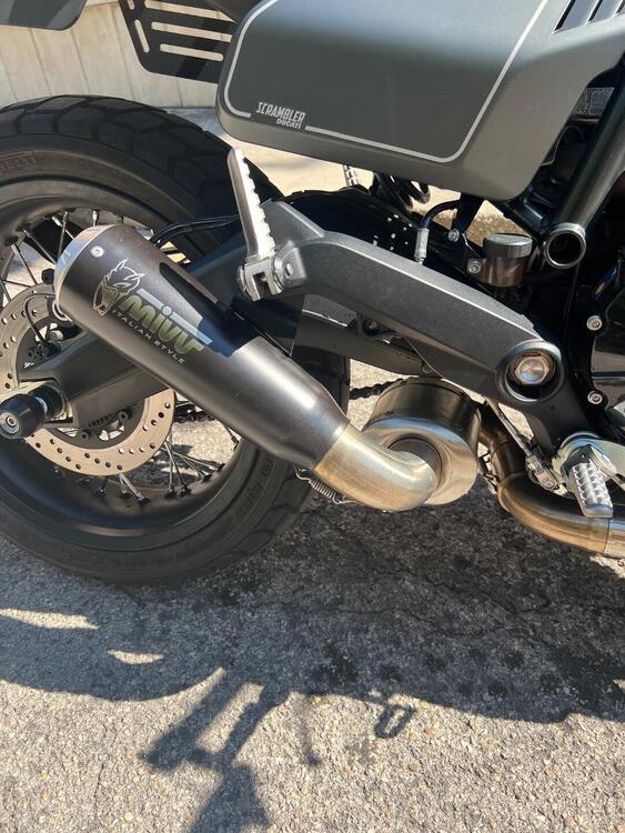 Ducati Scrambler 800 Night Shift (2021 - 22) (4)