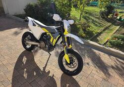 Husqvarna 701 Supermoto (2022) usata