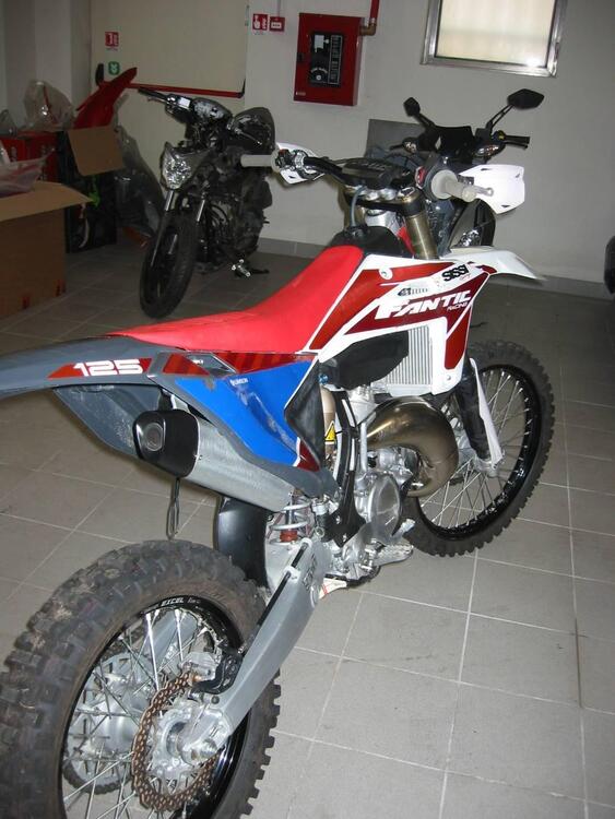 Fantic Motor XE 125 (2025) (2)