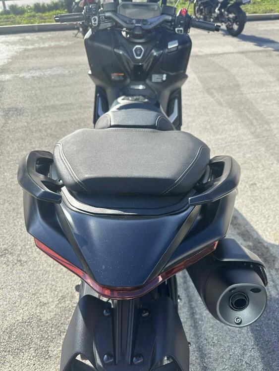 Yamaha T-Max 560 Tech Max (2022 - 24) (3)
