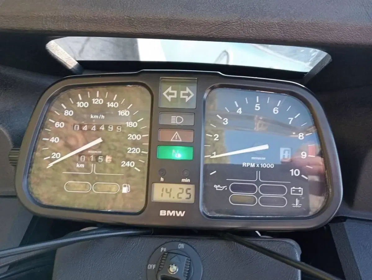 Bmw k75rt (5)