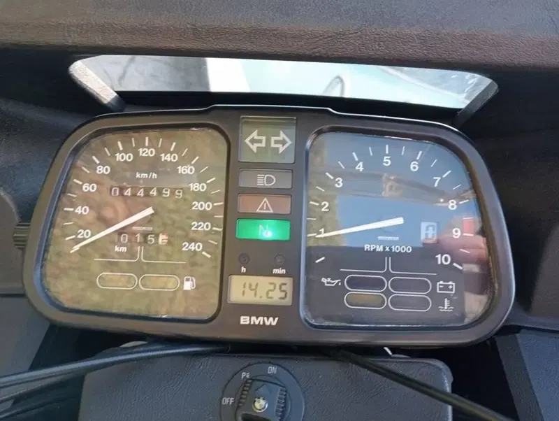 Bmw k75rt (5)