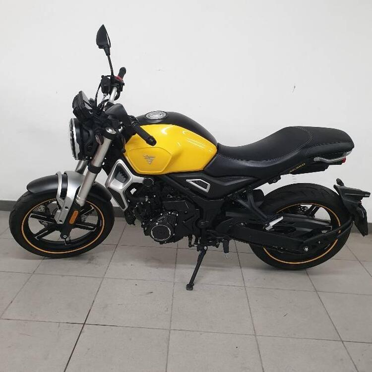 Voge Trofeo 350AC (2022 - 25)