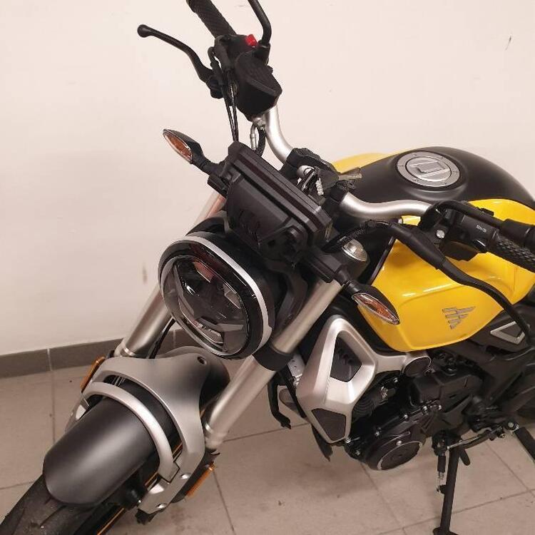 Voge Trofeo 350AC (2022 - 25) (3)