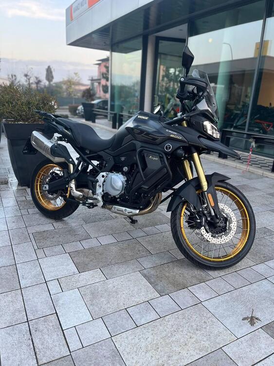 Voge Valico 900DSX (2024 - 25) (3)