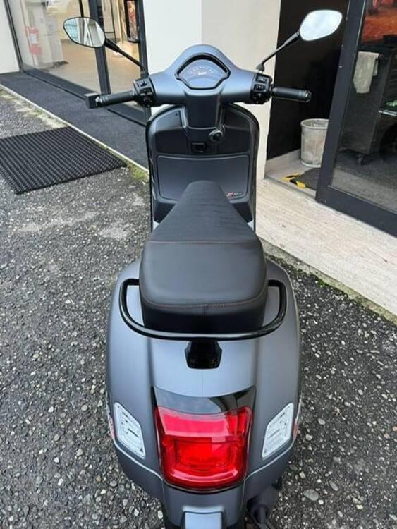 Vespa GTS 125 Super Sport (2025) (4)