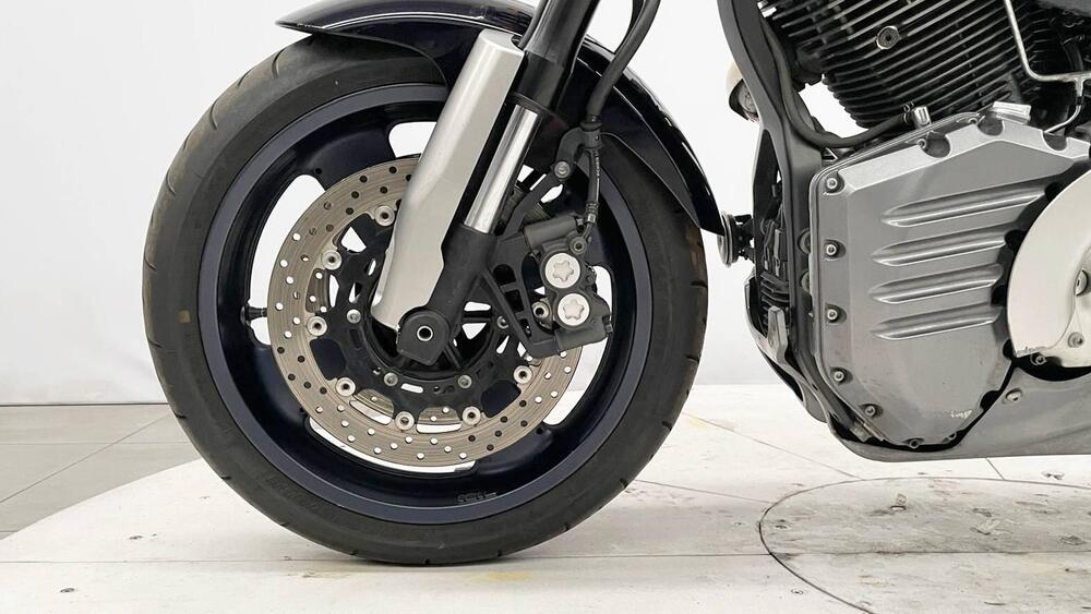 Yamaha MT-01 (2005- 11) (3)