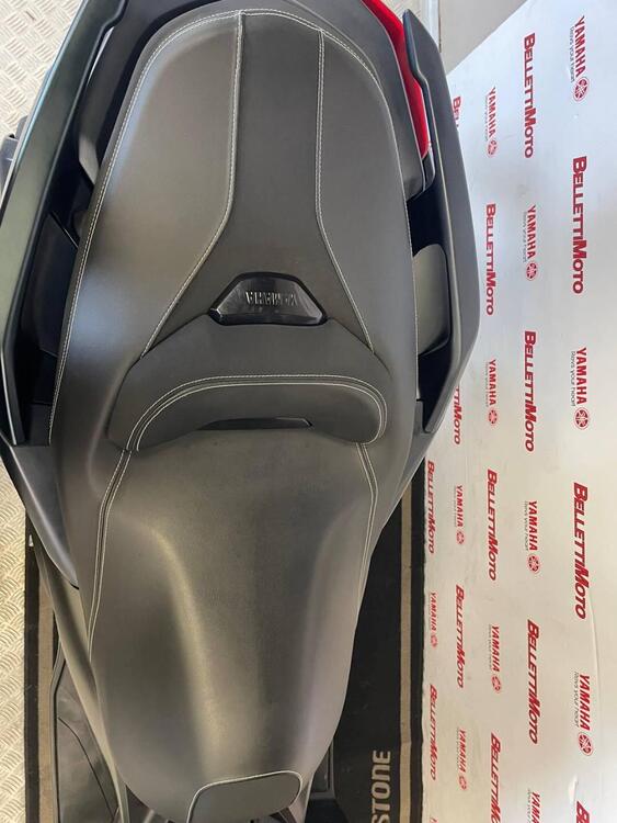 Yamaha X-Max 300 (2021 - 24) (3)