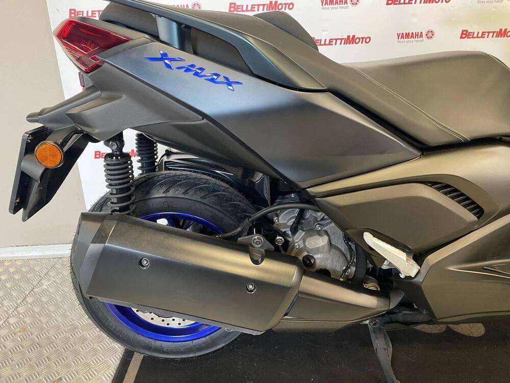 Yamaha X-Max 300 (2021 - 24) (4)