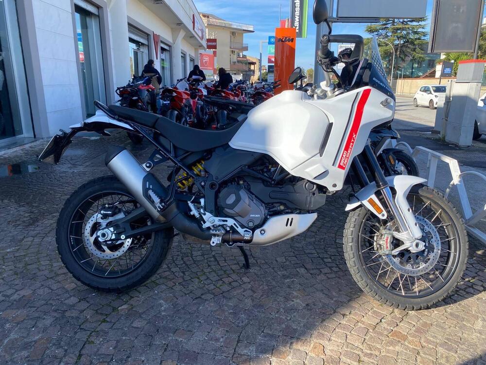 Ducati DesertX (2022 - 25) (2)