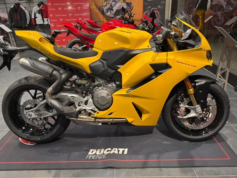Ducati Panigale V2 S (2025 - 26)