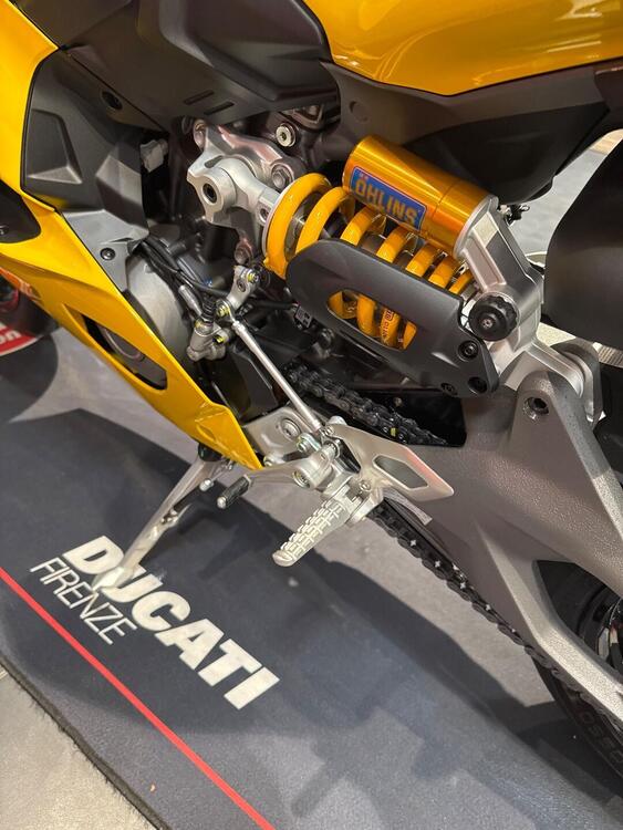 Ducati Panigale V2 S (2025) (5)
