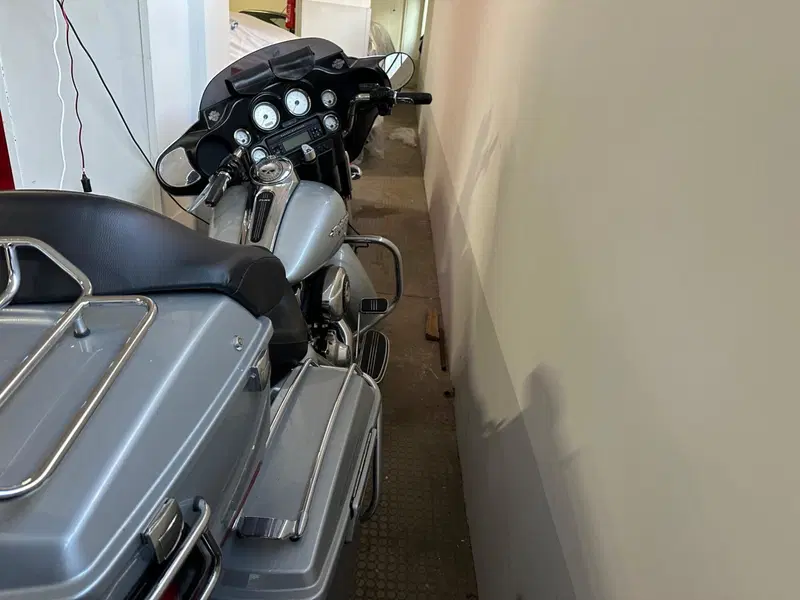 Harley-Davidson 1690 Street Glide (2011 - 13) - FLHX (10)