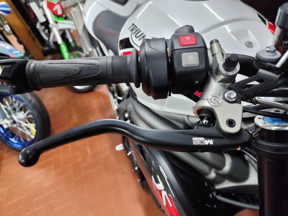 Triumph Speed Triple 1050 RS (2018 - 20) (5)
