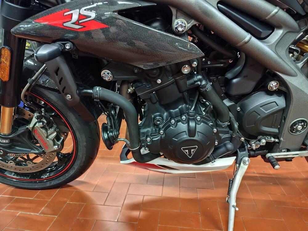 Triumph Speed Triple 1050 RS (2018 - 20) (4)