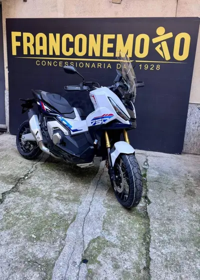 Honda X-ADV 750 Special Edition (2026) nuova