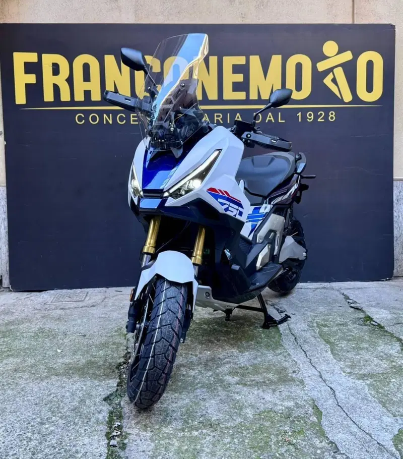 Honda X-ADV 750 Special Edition (2026) (16)