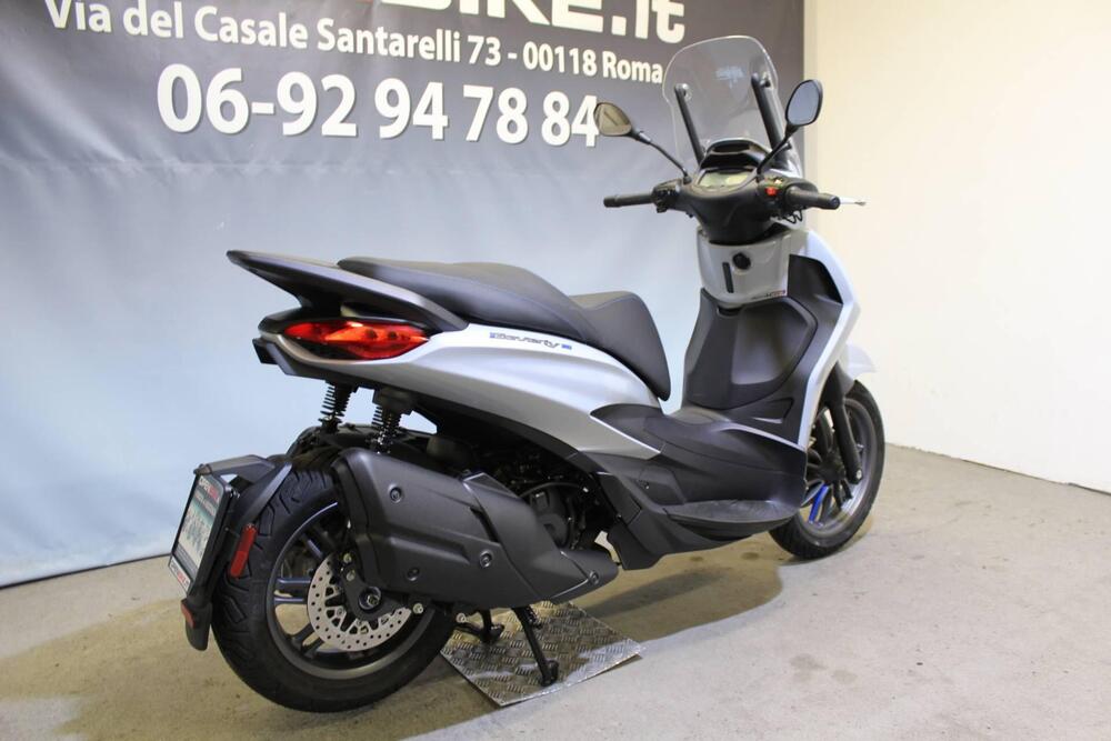 Piaggio Beverly 400 S (2025) (4)