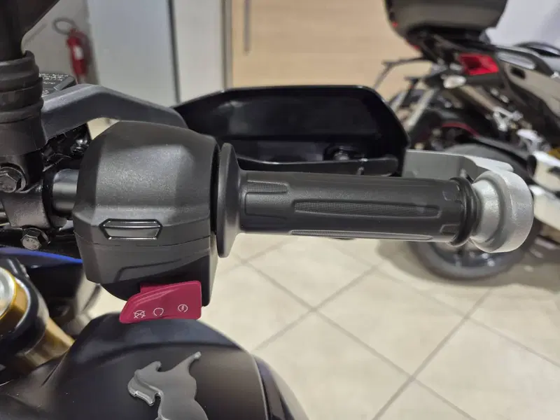 TVS Motor RTR 310 Plus (2024 - 26) (9)