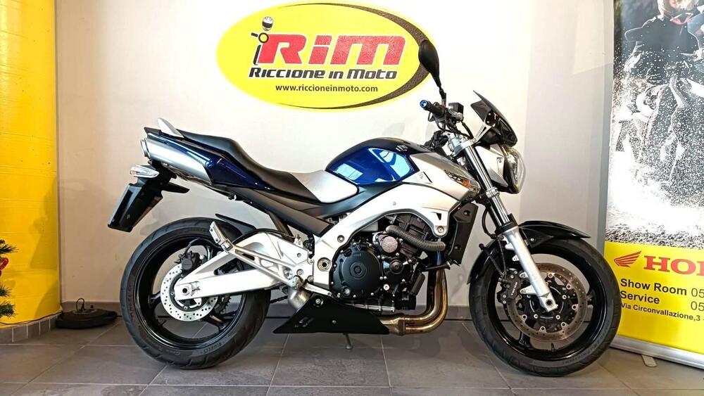 Suzuki GSR 600 (2006 - 11) (2)