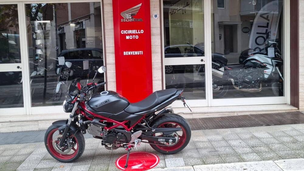 Suzuki SV 650 (2016 - 20) (2)