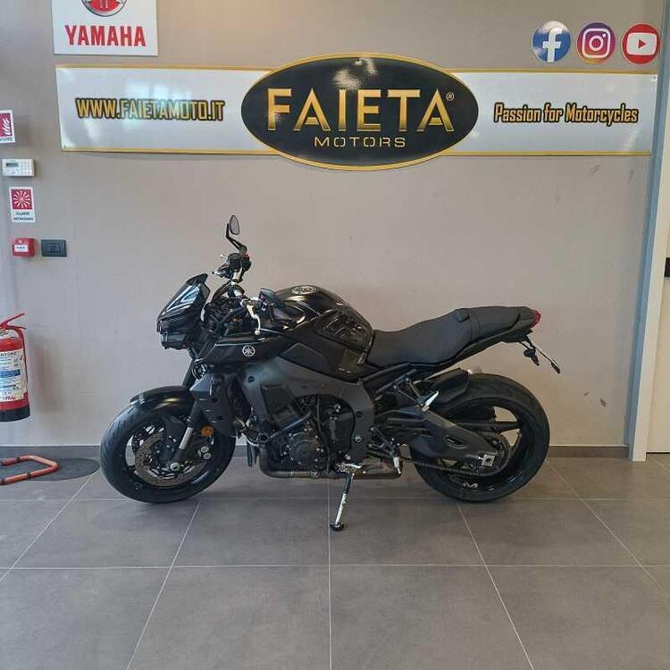 Yamaha MT-10 (2022 - 25)