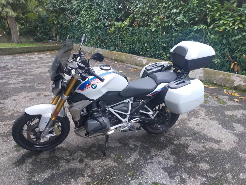 Bmw R 1250 R (2021 - 25) (2)