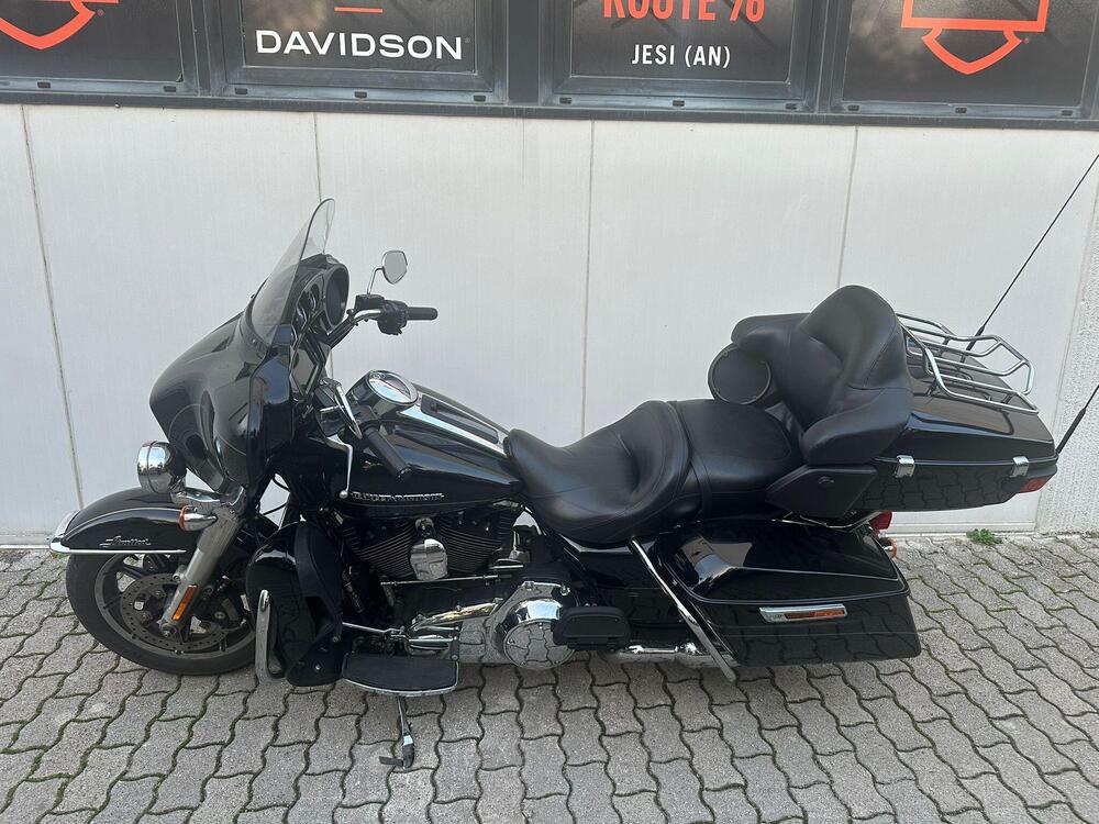Harley-Davidson 1690 Electra Glide Ultra Limited (2014 - 15) - FLHTK (2)