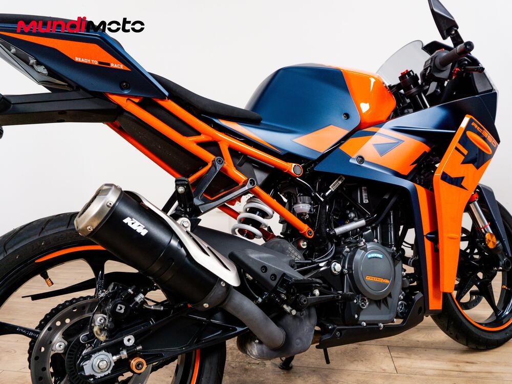 KTM RC 390 (2022 - 25) (4)