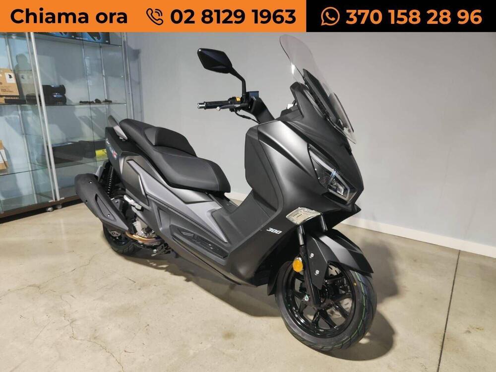 Sym Joymax 300 Z (2025) (2)