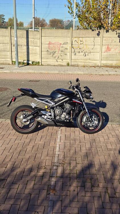 Triumph Street Triple RS (2017 - 19) (4)