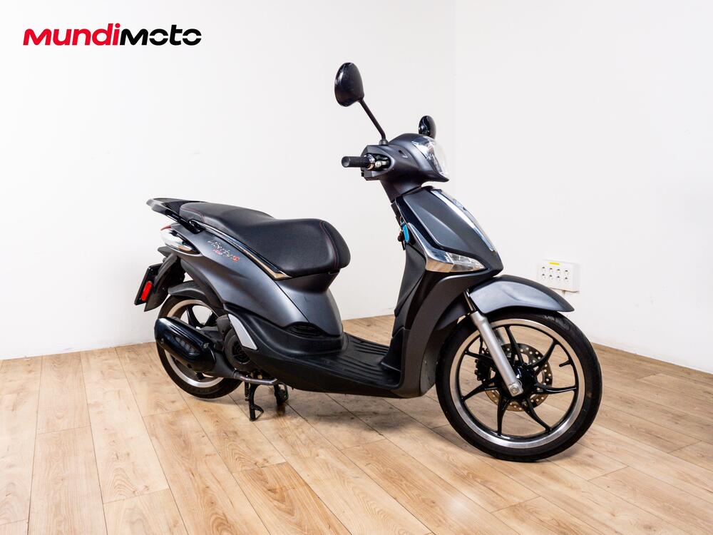 Piaggio Liberty 125 S i-get ABS (2016) (2)
