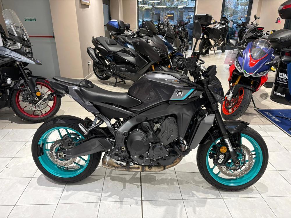 Yamaha MT-09 (2024 - 25) (2)