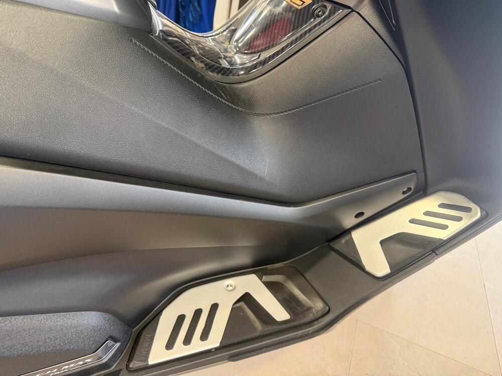 Yamaha T-Max 560 (2020 - 21) (2)