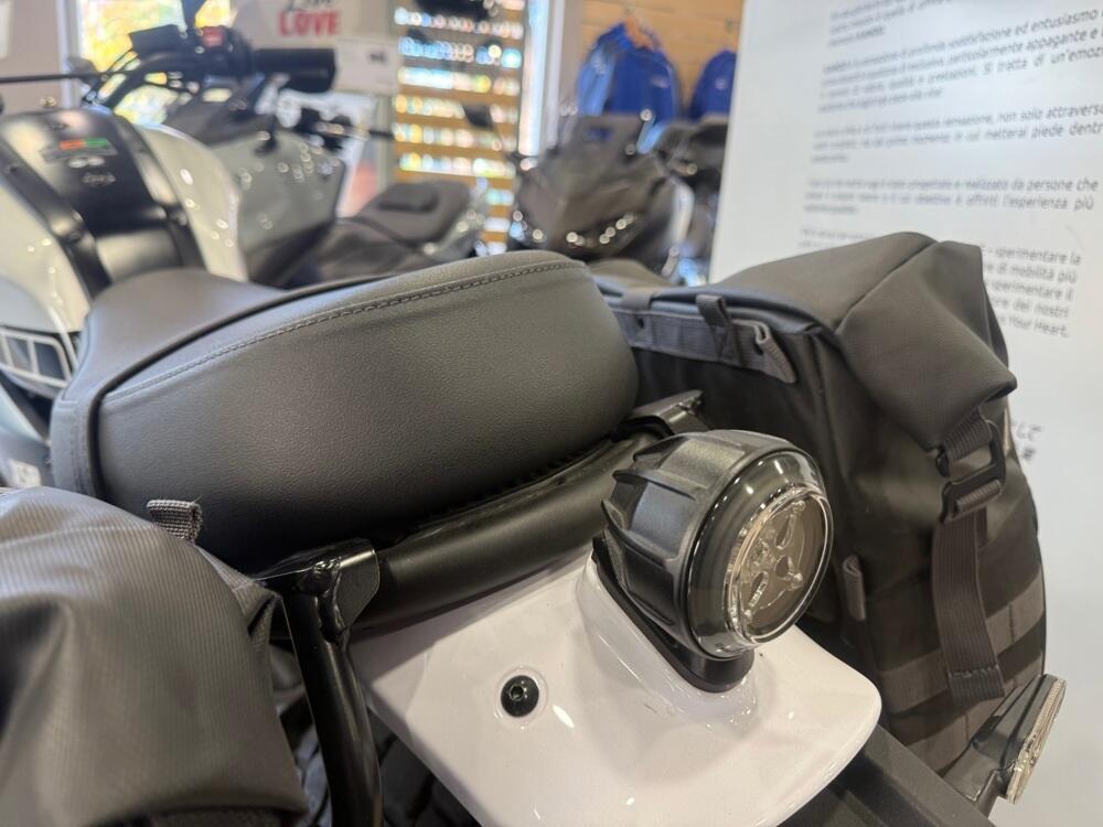 Yamaha XSR 700 Legacy (2023 - 25) (4)