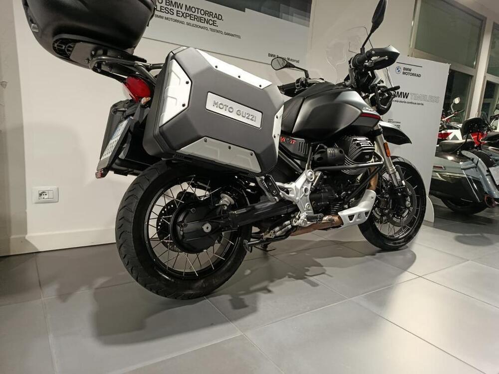 Moto Guzzi V85 TT (2021 - 23) (2)