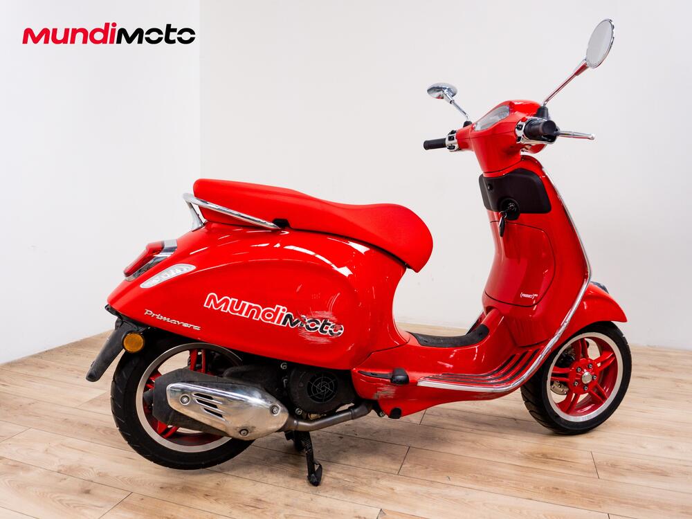 Vespa Primavera 125 RED (2025) (3)