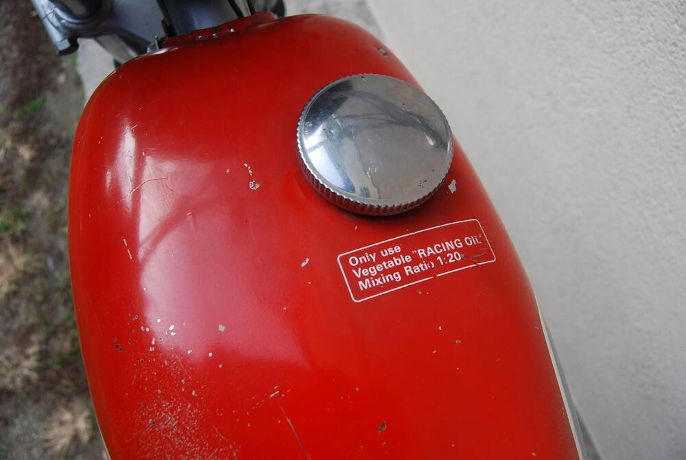 Husqvarna CR 250 (2)