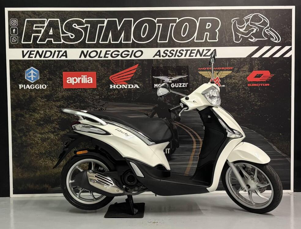 Piaggio Liberty 50 i-get (2016 - 18) (2)