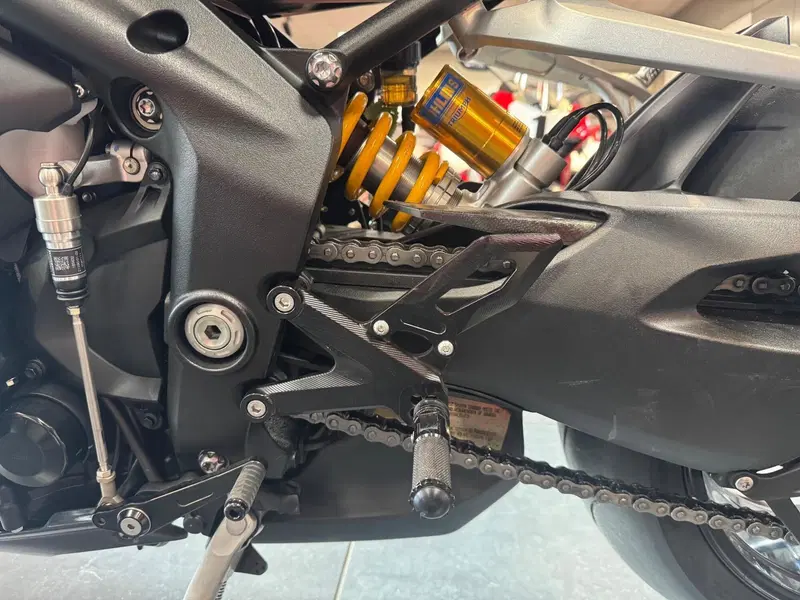 Triumph Speed Triple 1200 RS (2021 - 24) (10)