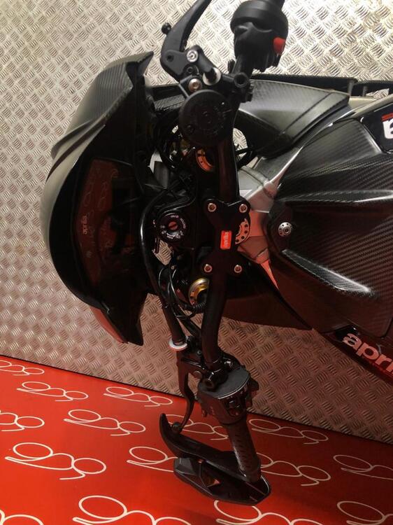 Aprilia Tuono V4 Factory (2019 - 20) (5)