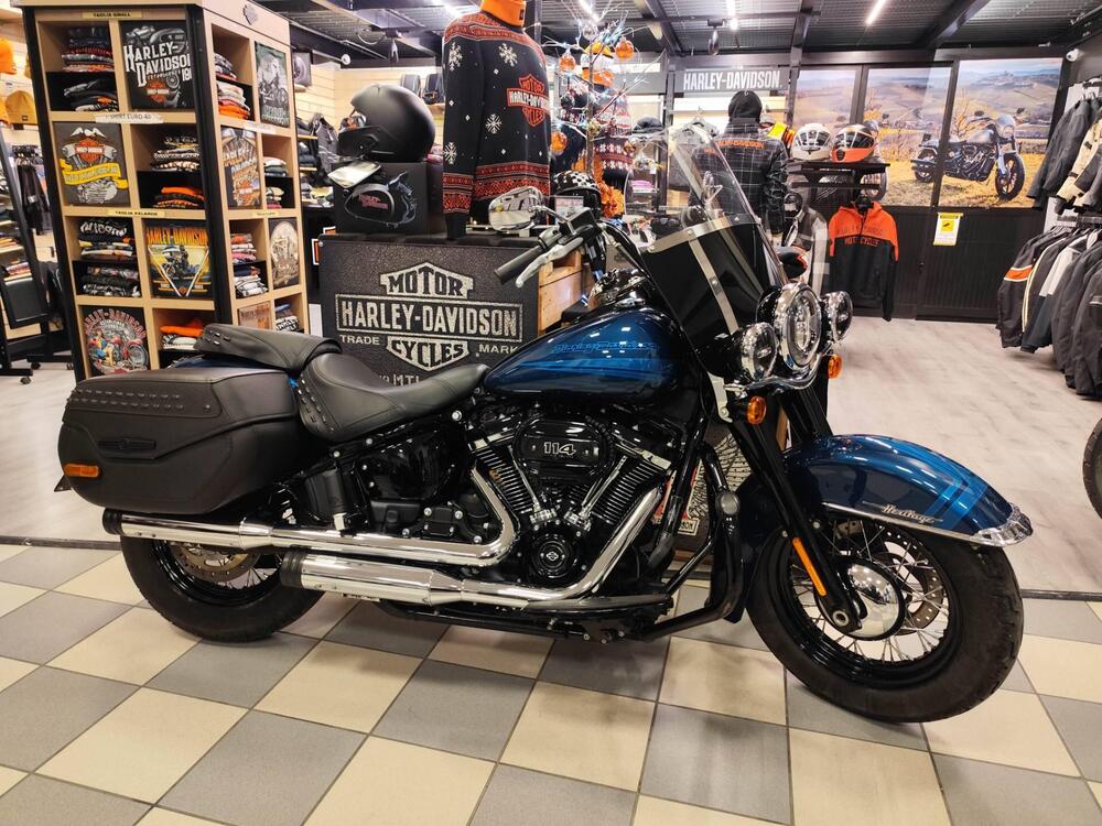 Harley-Davidson 114 Heritage Classic (2018 - 20) - FLHCS (4)