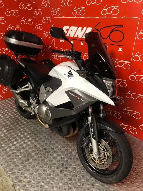 Honda Crossrunner ABS (2010 - 14) (2)