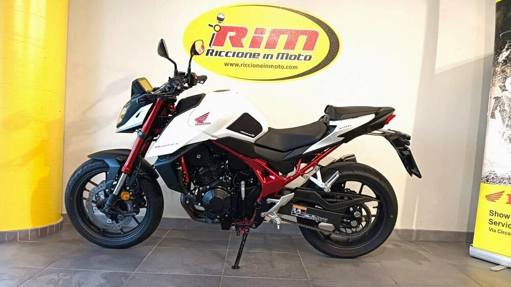 Honda CB 750 Hornet (2023 - 24) (4)