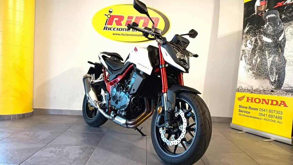 Honda CB 750 Hornet (2023 - 24) (3)