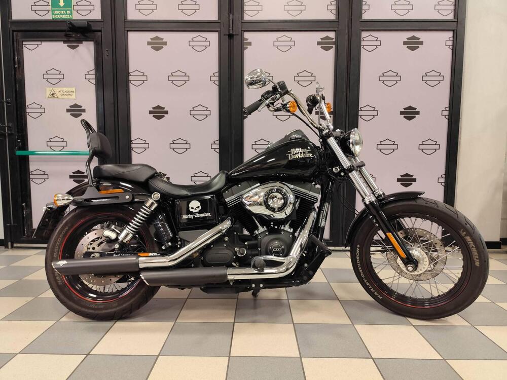 Harley-Davidson 1690 Street Bob Special (2015 - 16) - FXDB