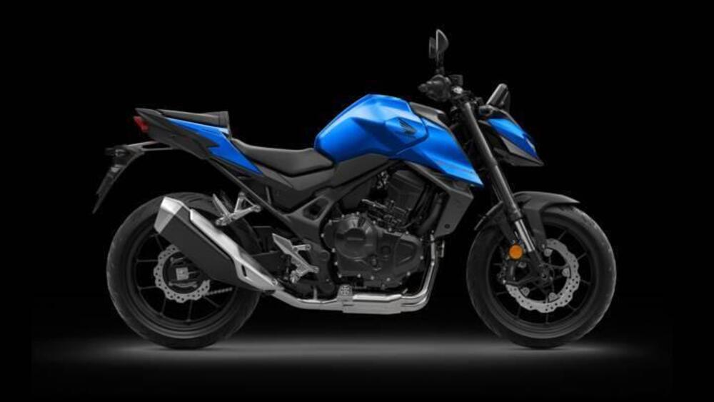 Honda CB 750 Hornet (2025) (4)