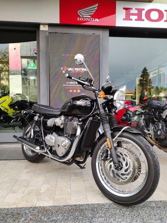 Triumph Bonneville T120 (2021 - 25)