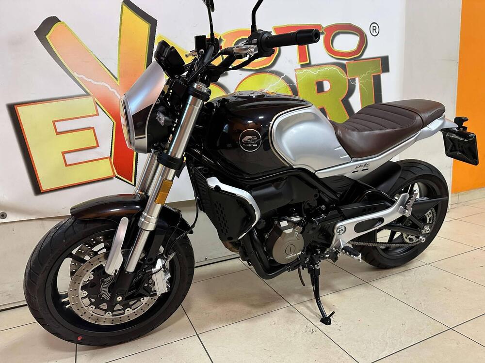 QJ Motor SRV 550 (2024) (5)